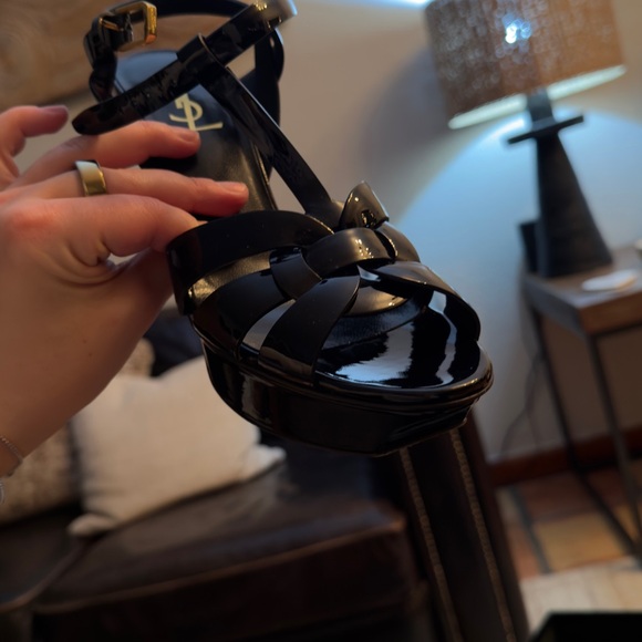 Saint Laurent tribute T-strap platform sandal heels - Picture 10 of 16